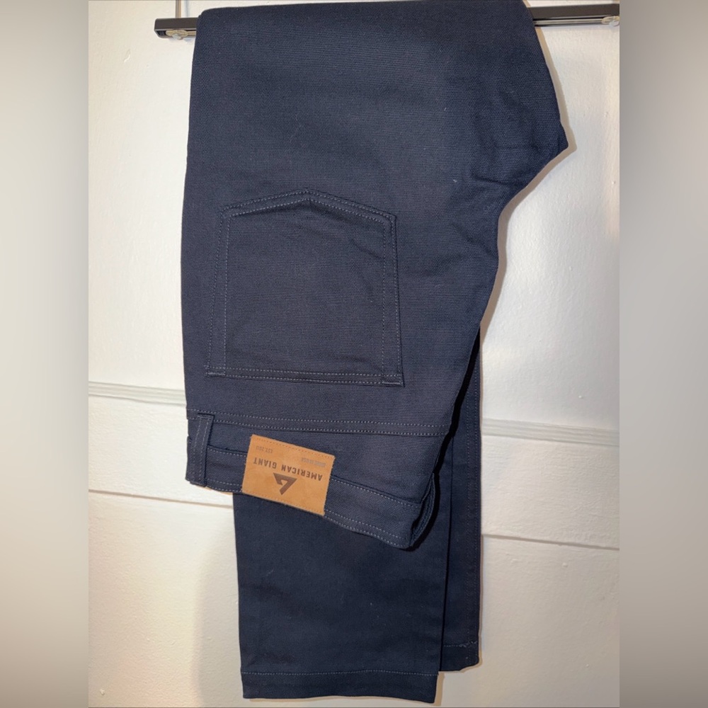 Men’s American Giant  Jeans Size 34W  32 L.  Straight Dark Navy New Without Tag